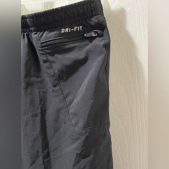 Running shorts - Picture 6 of 7